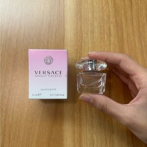 Versace Bright Crystal Eau de Toilette